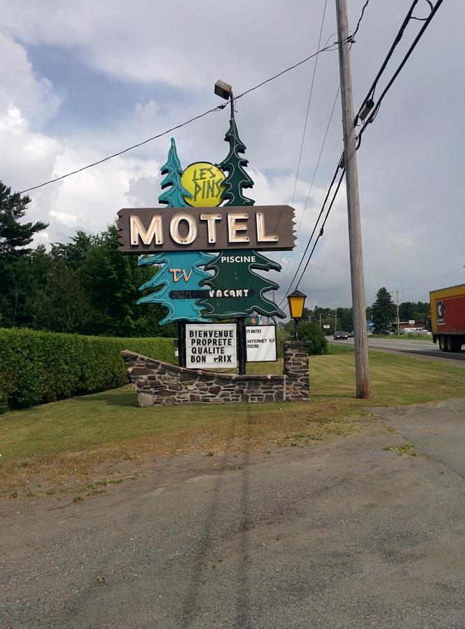 גרנבי Motel Les Pins מראה חיצוני תמונה