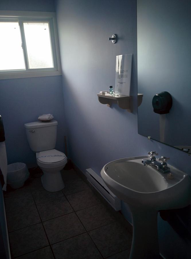 גרנבי Motel Les Pins מראה חיצוני תמונה